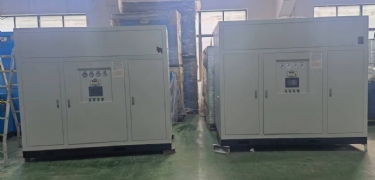两台制氮机出口越南电子厂